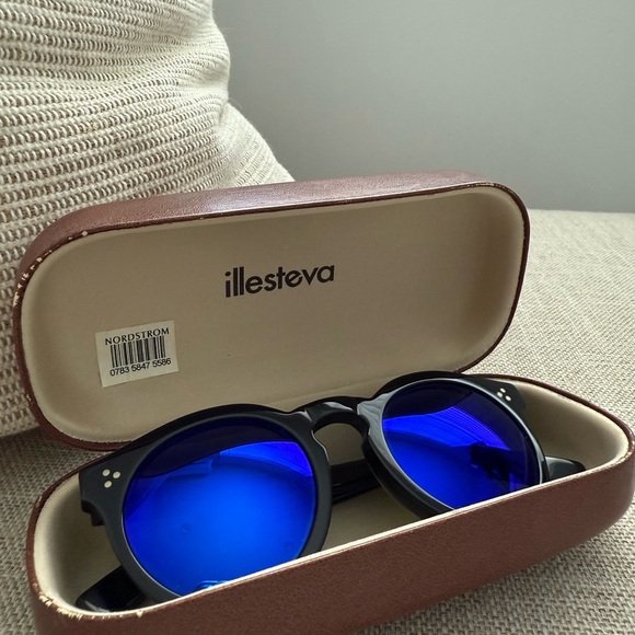 Illesteva sunglasses main image 13